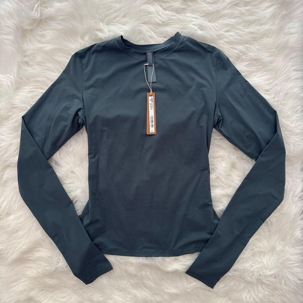 Skims Fits Everybody Long Sleeve T-Shirt Zircon Size Small